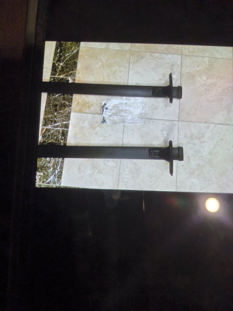 Main image 2