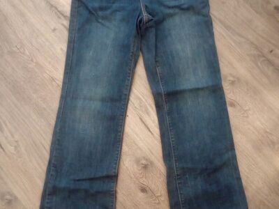 Women's Levi's Jeans~8