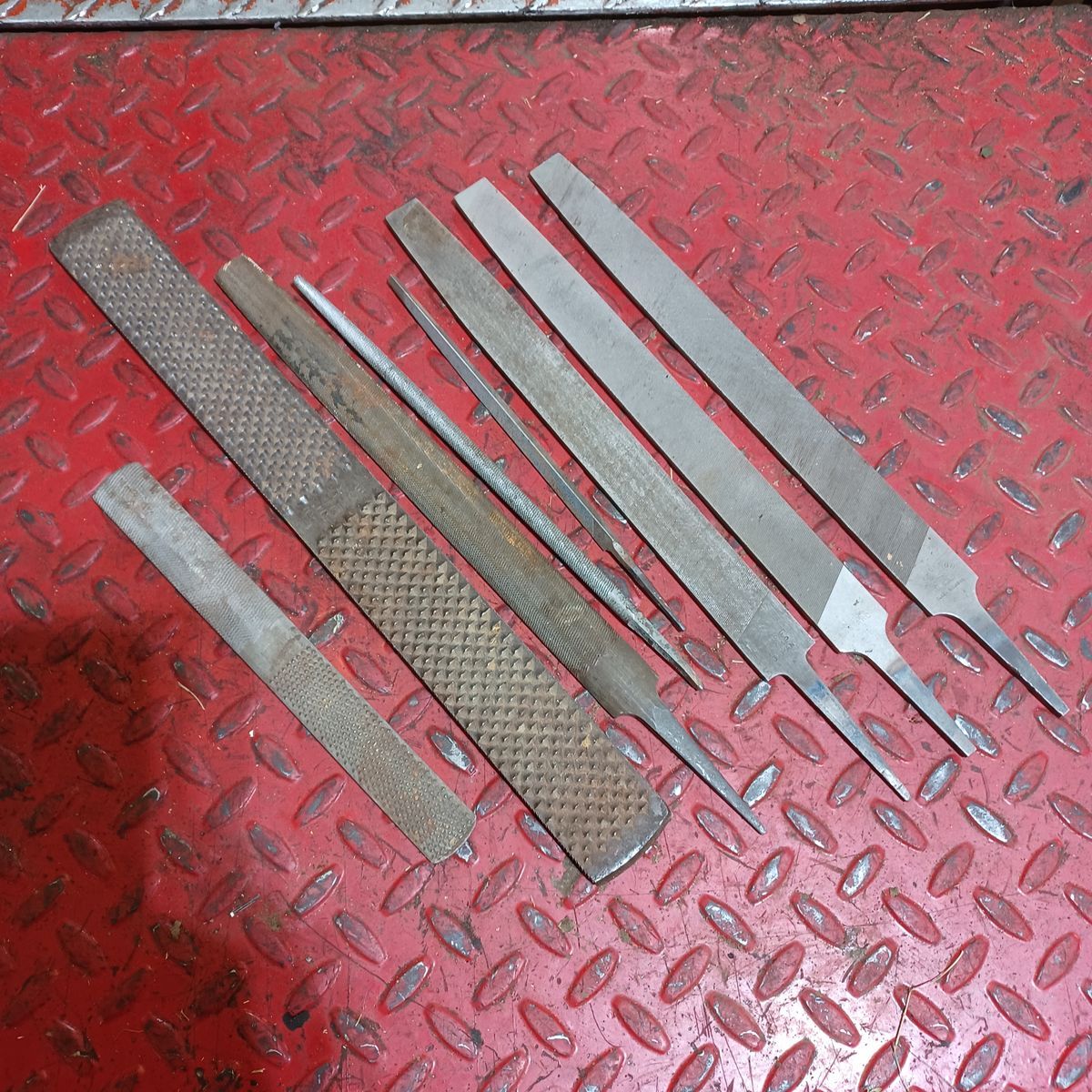 Hand files