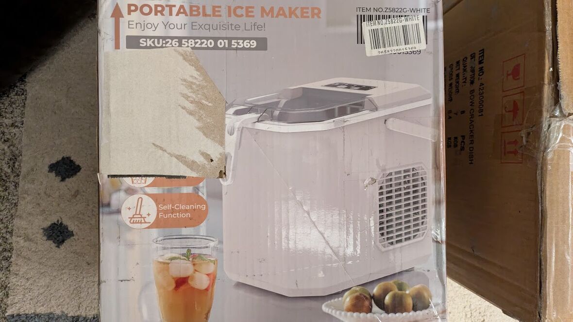 Portable Ice Maker - New in Box