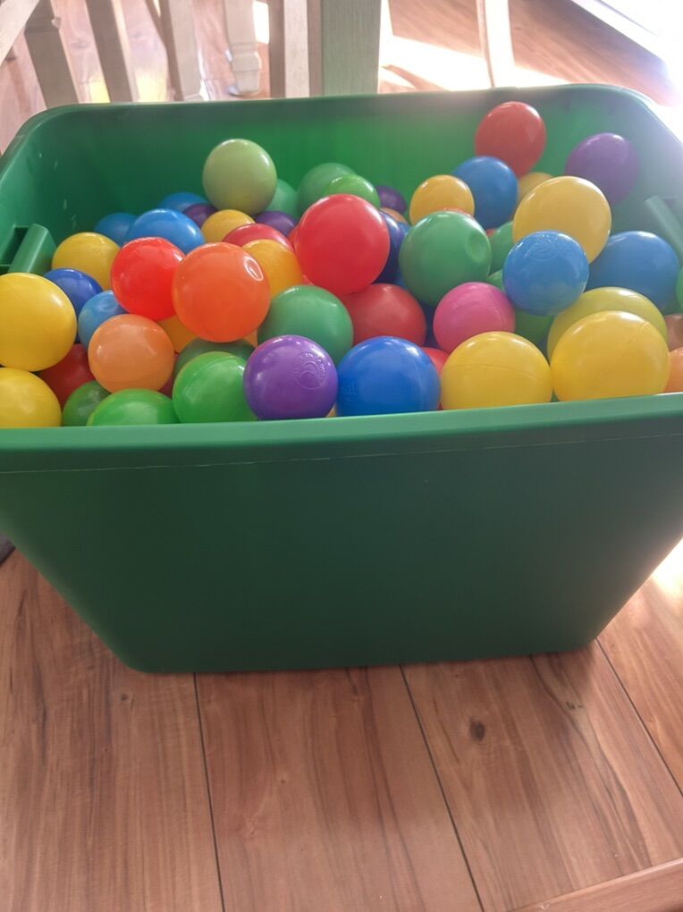 360 Ballpit Balls