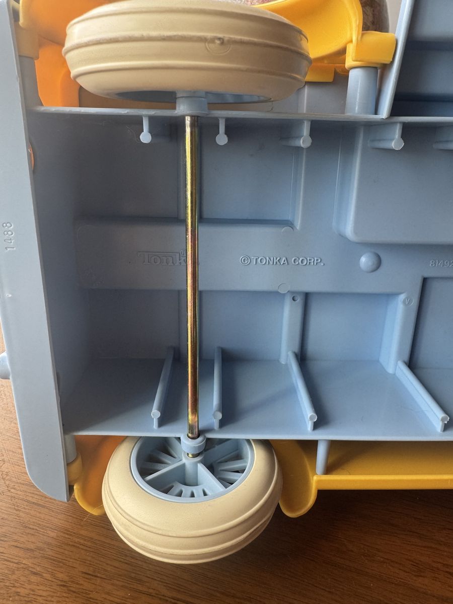 Main image 6