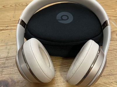 beats solo 3 wireless headphones