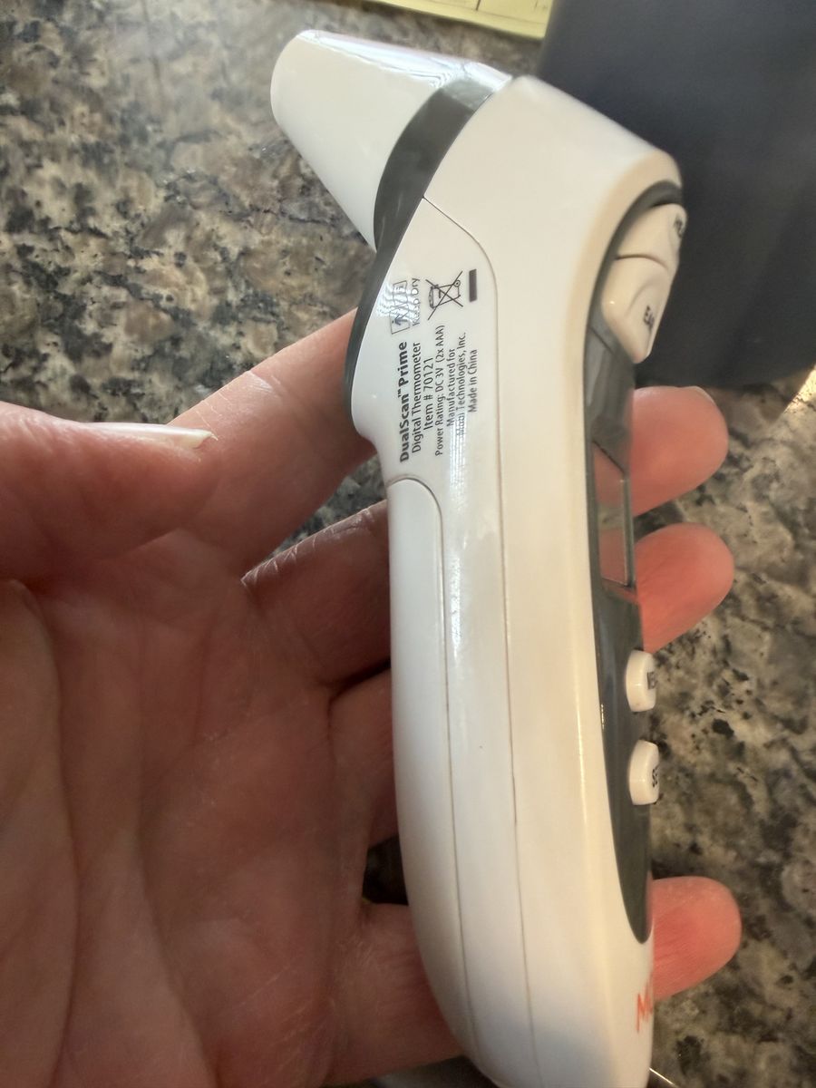 Mobi baby thermometer