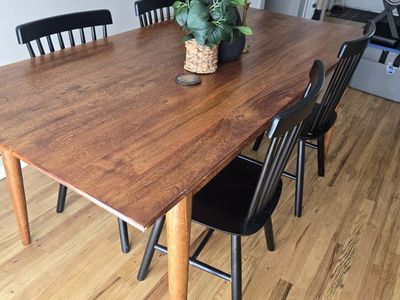 Downeast Table and Chairs
