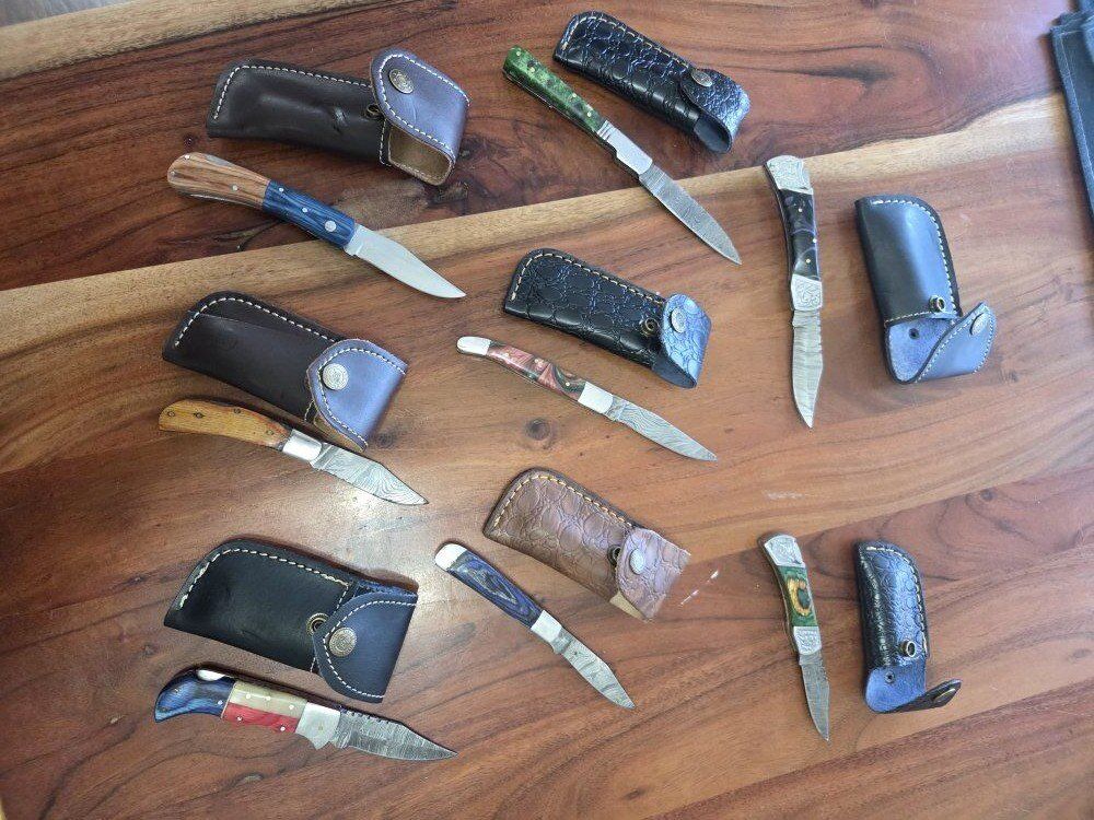 Damascus Folding Pocket Knife