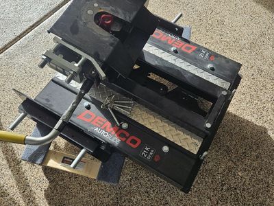 5th Wheel Trailer Hitch