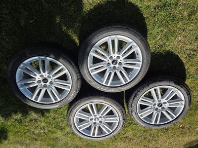 Mini Cooper 18' Wheels and Tires
