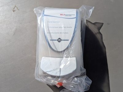 Commercial Wall-Mount Hand Sanitizer Dispensers – Lot of 8 – New in Package