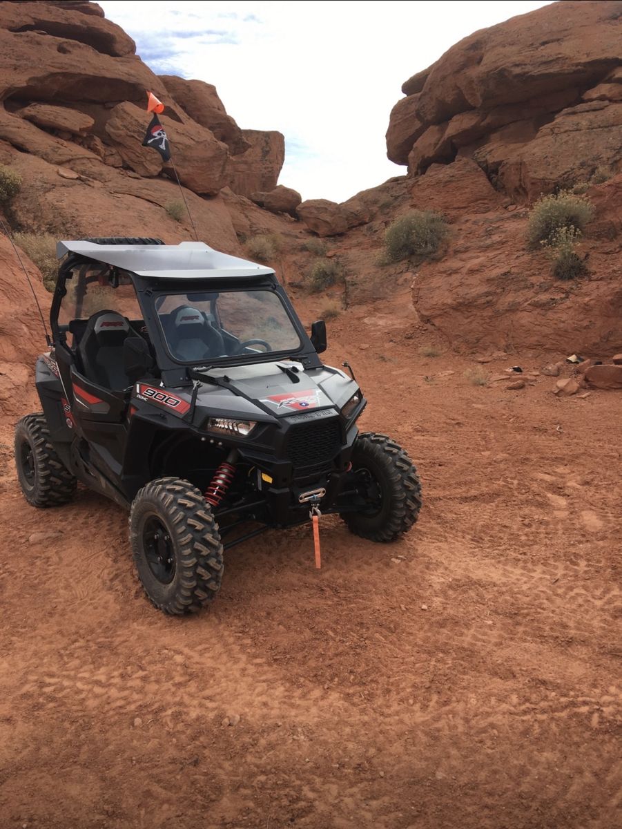 2015 Polaris RZR 900S EPS Side-by-Side UTV - Used, Great Condition 1530 miles