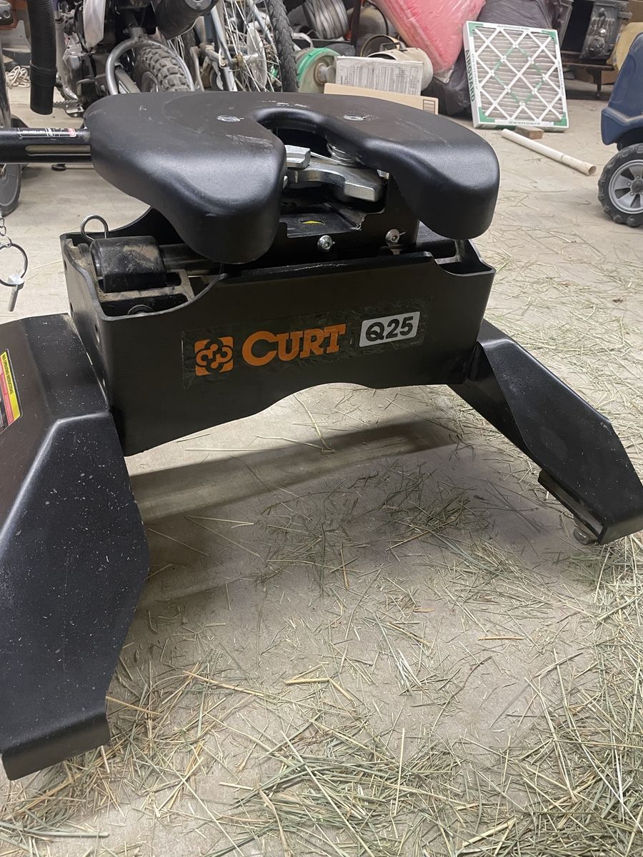2015 - 2019 GM fifthwheel Hitch