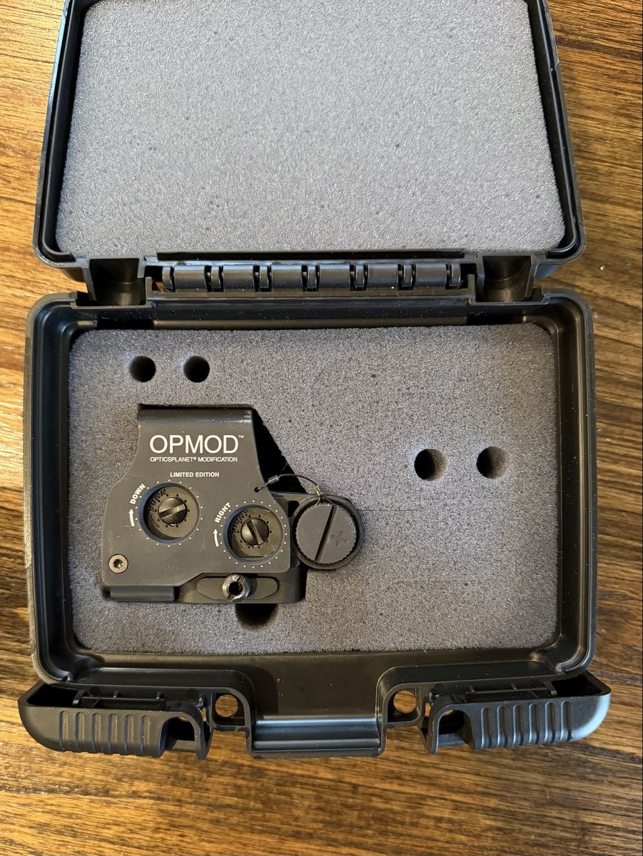 EOTech EXPS2-0 holographic sight. Limited OPMOD edition 