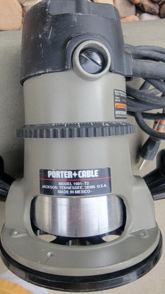 Porter-Cable 690LR Heavy Duty Router 6902 Motor with Case