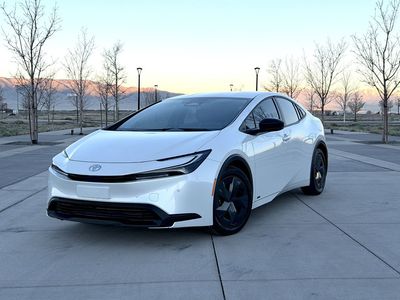 2024 Toyota Prius LE