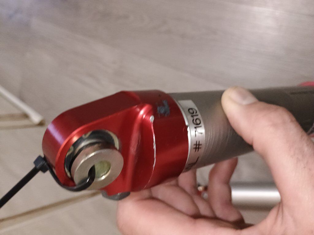 Walker Evans front shocks