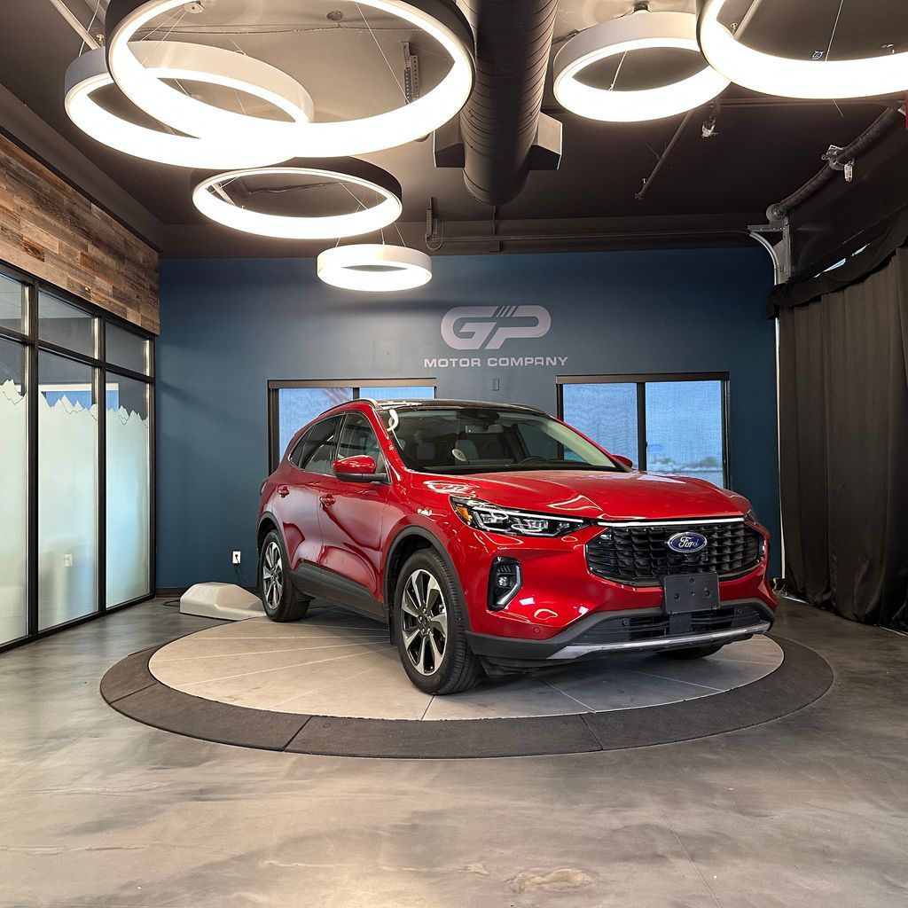2023 Ford Escape Platinum
