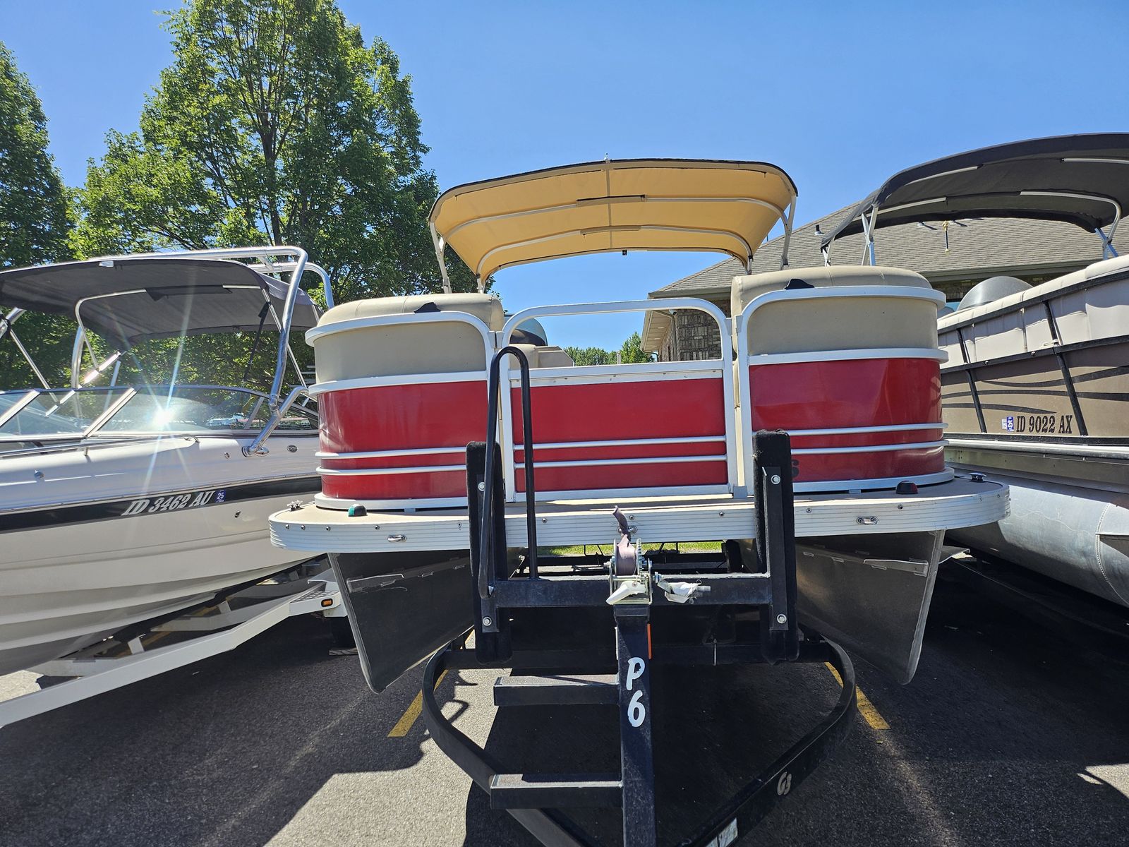 2018 Sun Tracker Bass Buggy 18 DLX