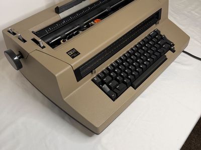 Vintage IBM Selectric System/2000 Typewriter Model 6745 - Tan/Black - Fully Functional