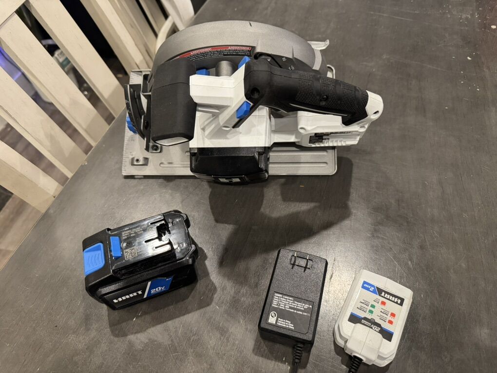 Hart 20v 7 1/4 Circular saw