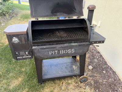 Pit Boss Pro Series