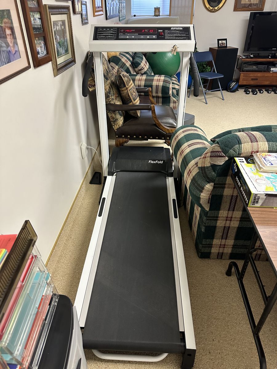 Spirit Foldable Treadmill