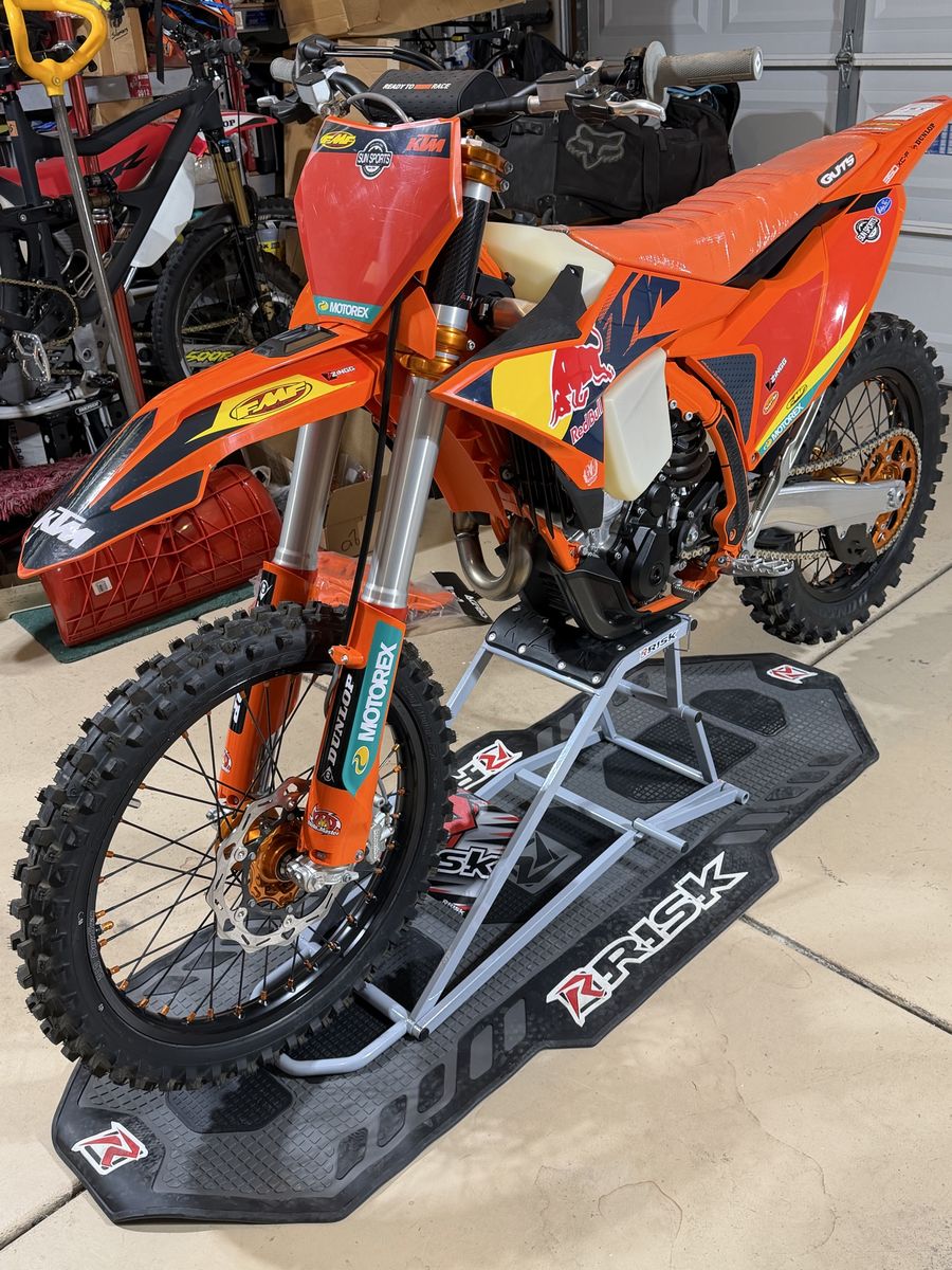 2025 KTM 350 XC-F Factory Edition