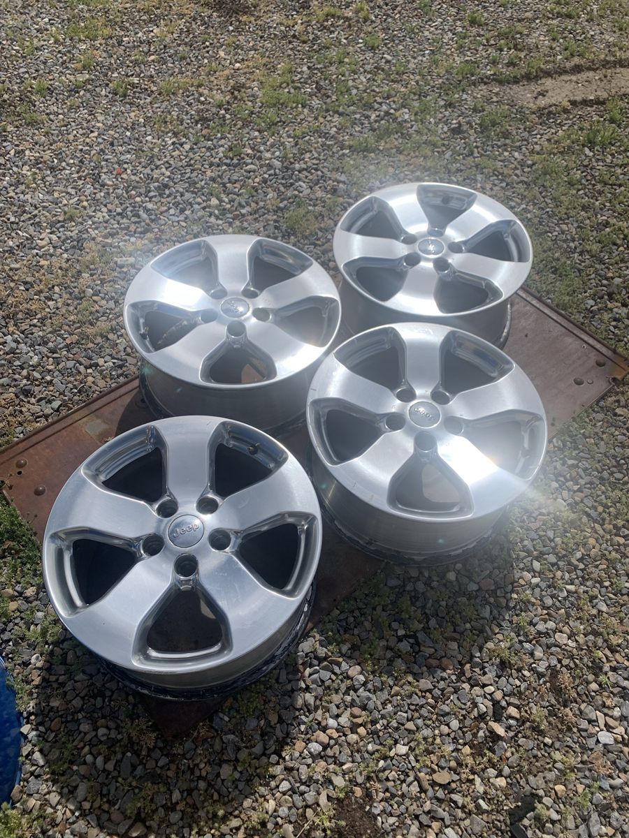 Jeep grand cherokee Wheels $150 OBO