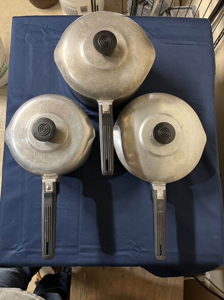 3 Wagner Ware Magnalite Pots