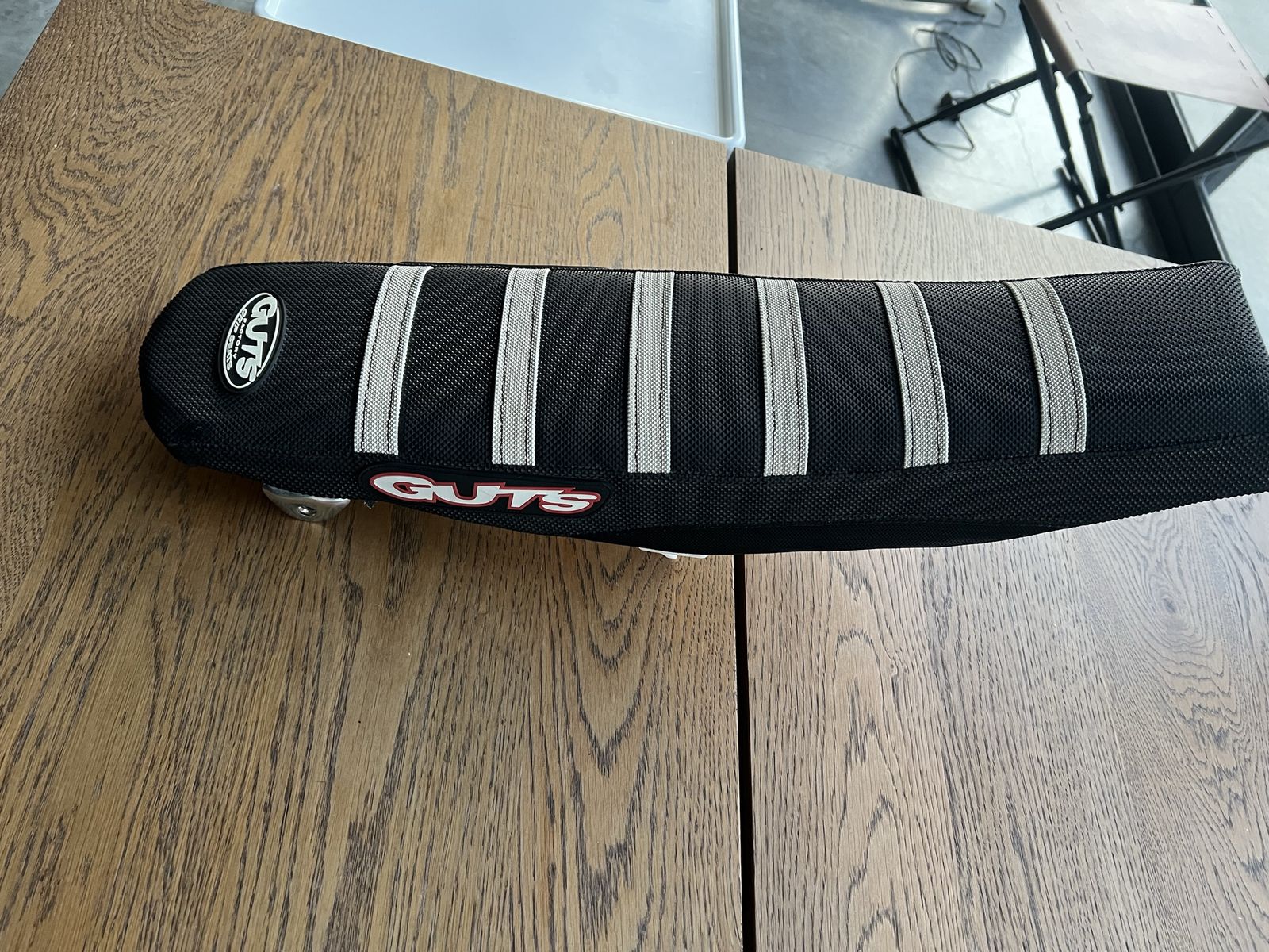 GUTS complete seat for Yamaha 250/450