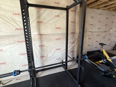 Power Rack with Pull-Up Bar + Olympic Barbell
