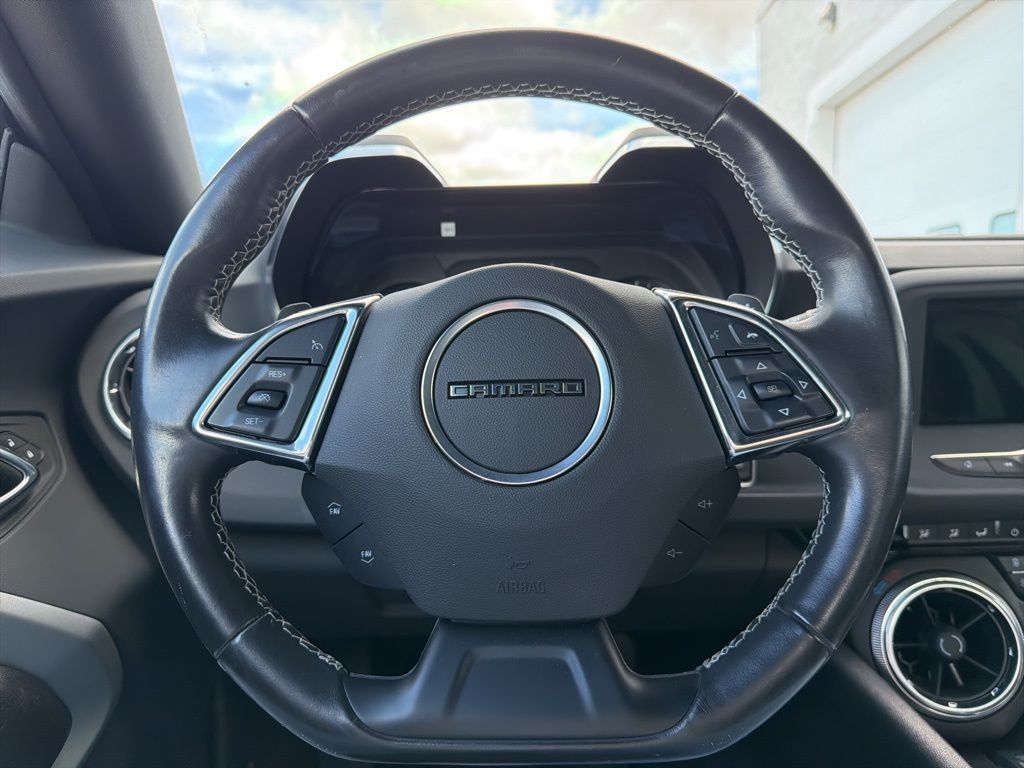 Main image 9