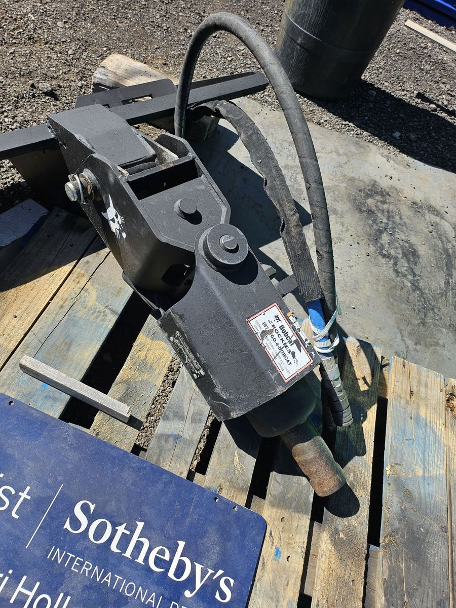 Bobcat Skid Steer Auger