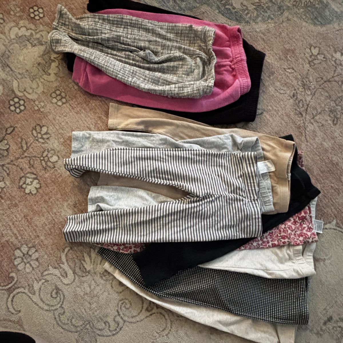 Girls Sweats And Leggings Size 3-4