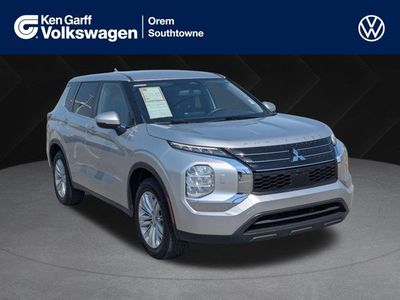 2024 Mitsubishi Outlander ES