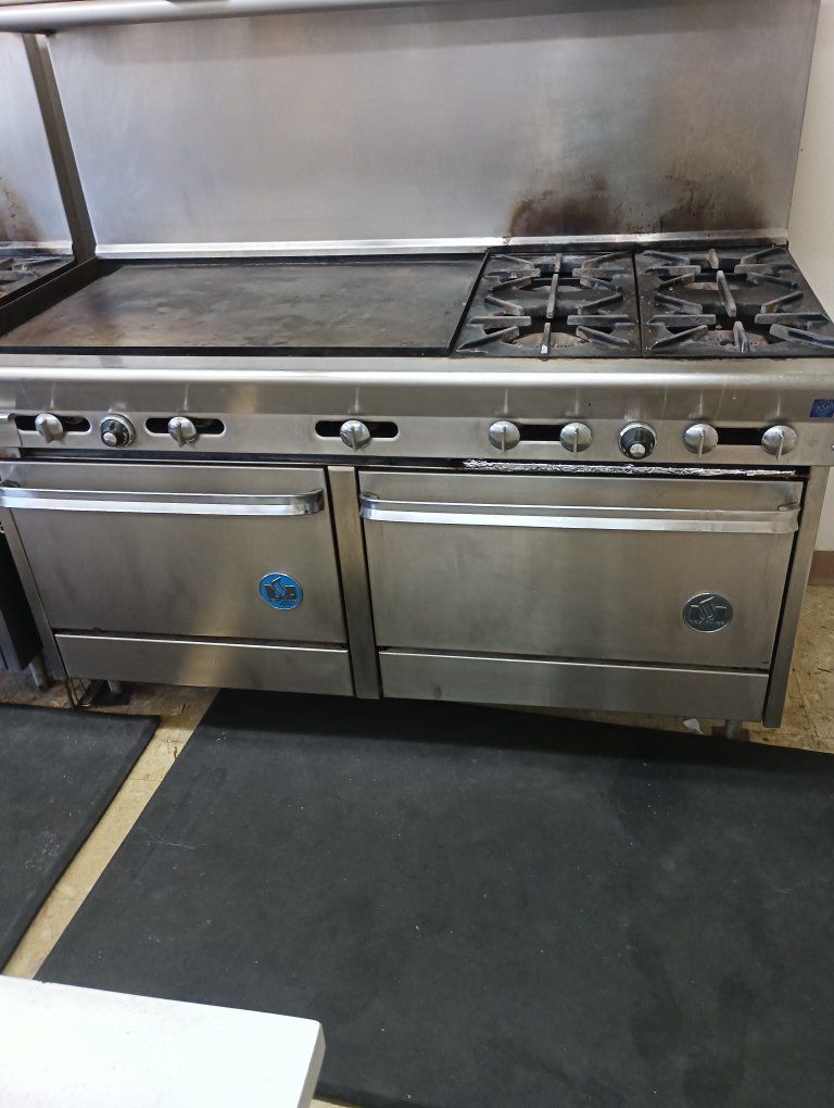 Commercial gas range
