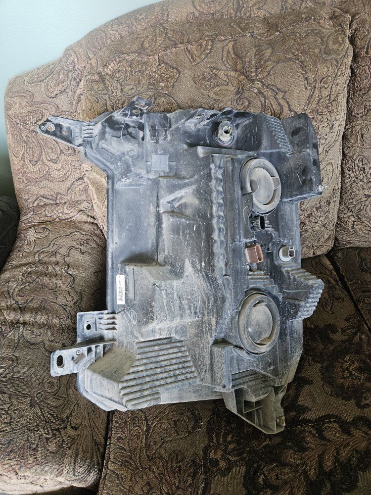 Main image 4