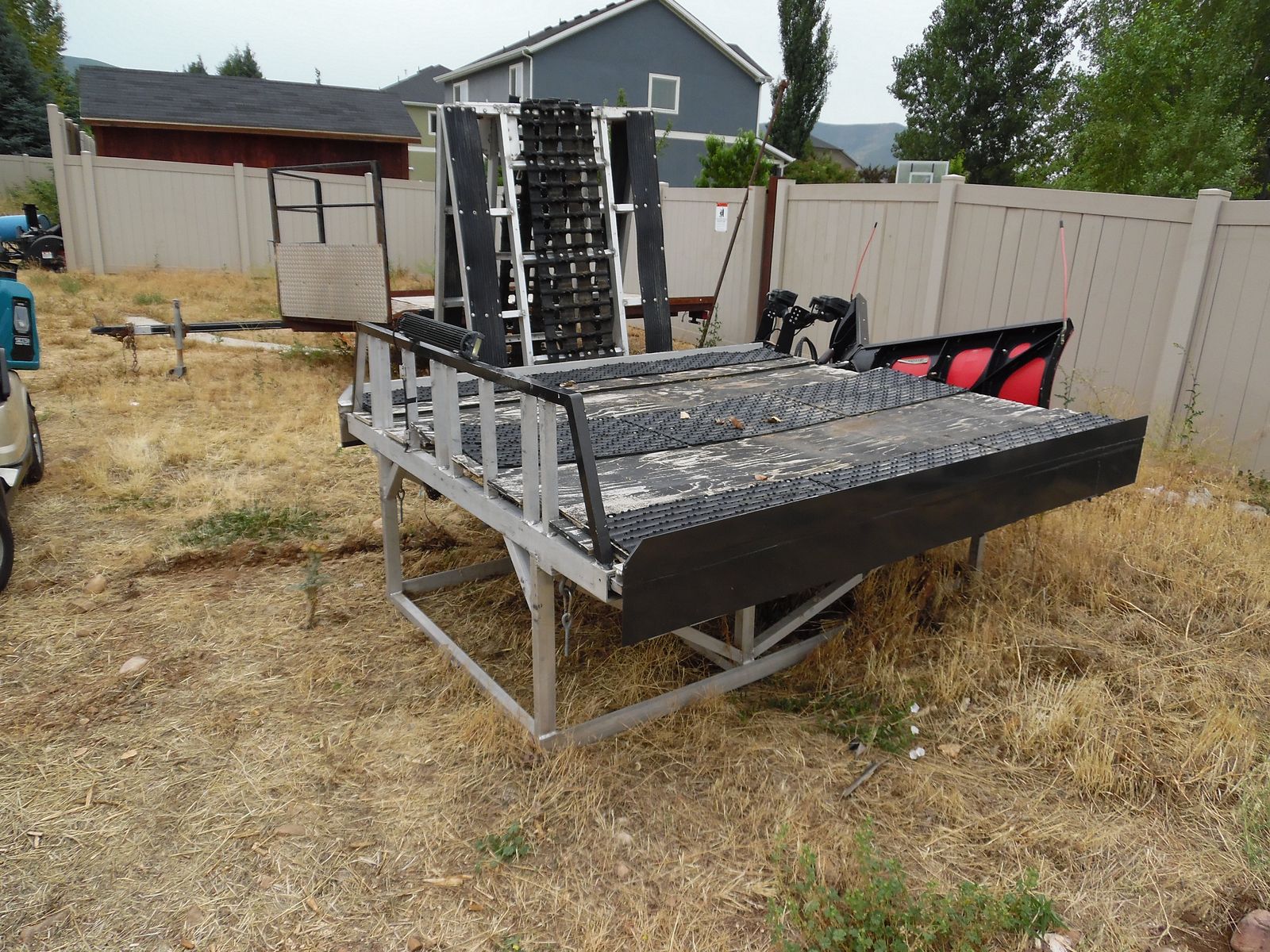 SLEDNECKS SNOWMOBILE TRANSPORT RACK FOR PICKUPS