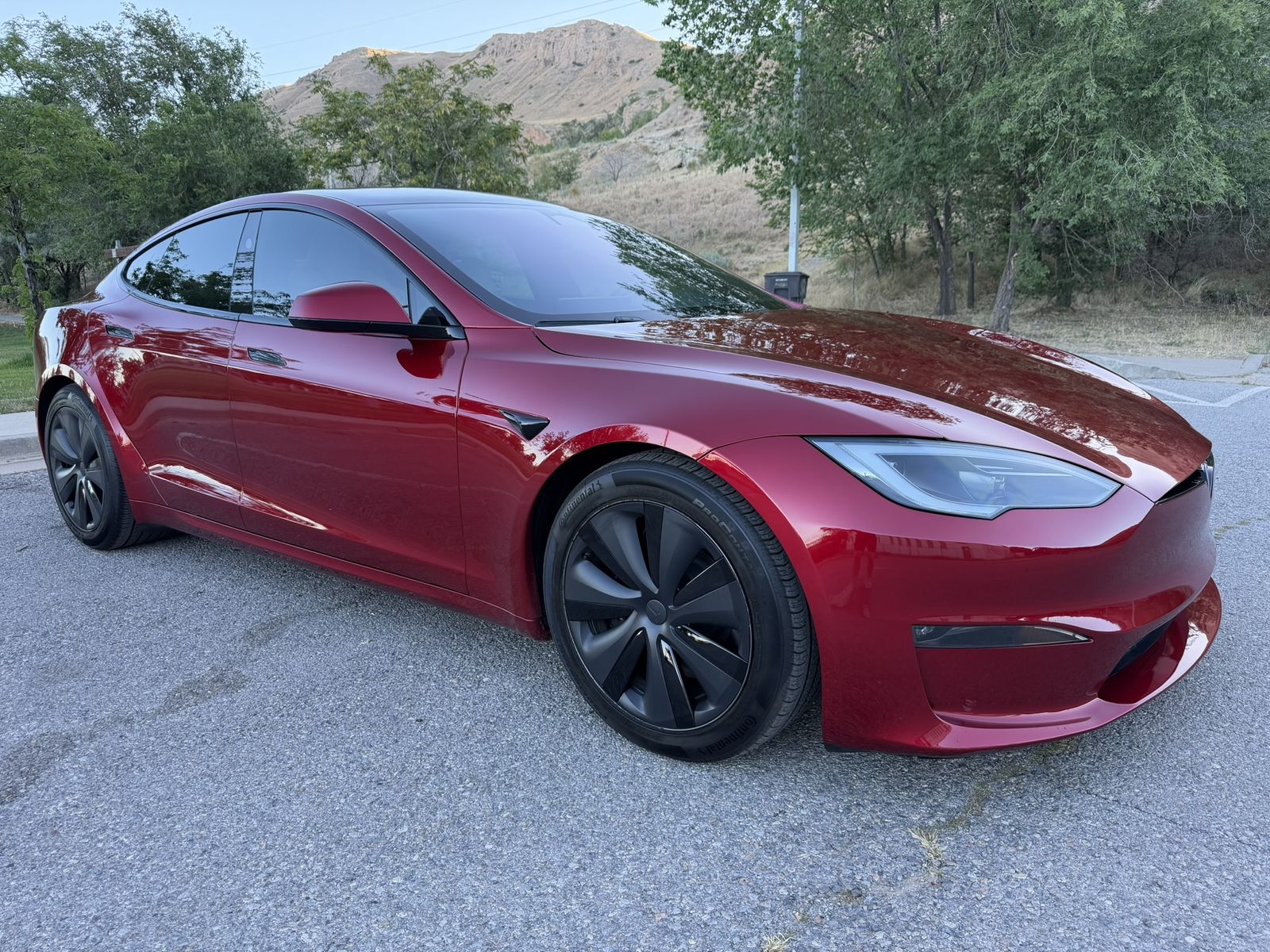 2024 Tesla Model S Base