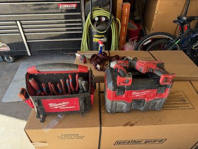 Milwaukee Electrician tool set