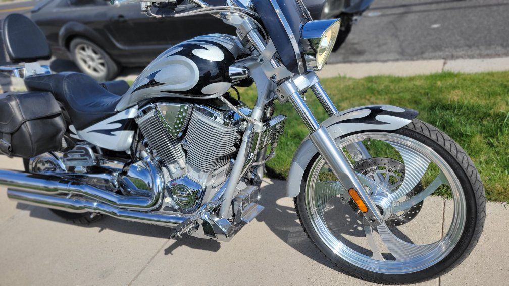 motorcycle 2003 Victory Vegas Edition