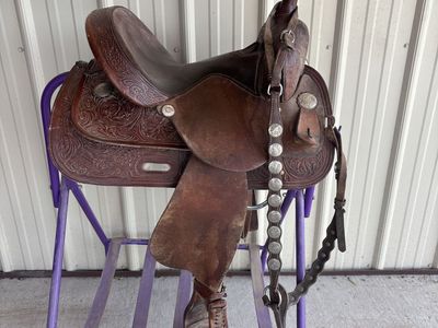 Barrel Saddle