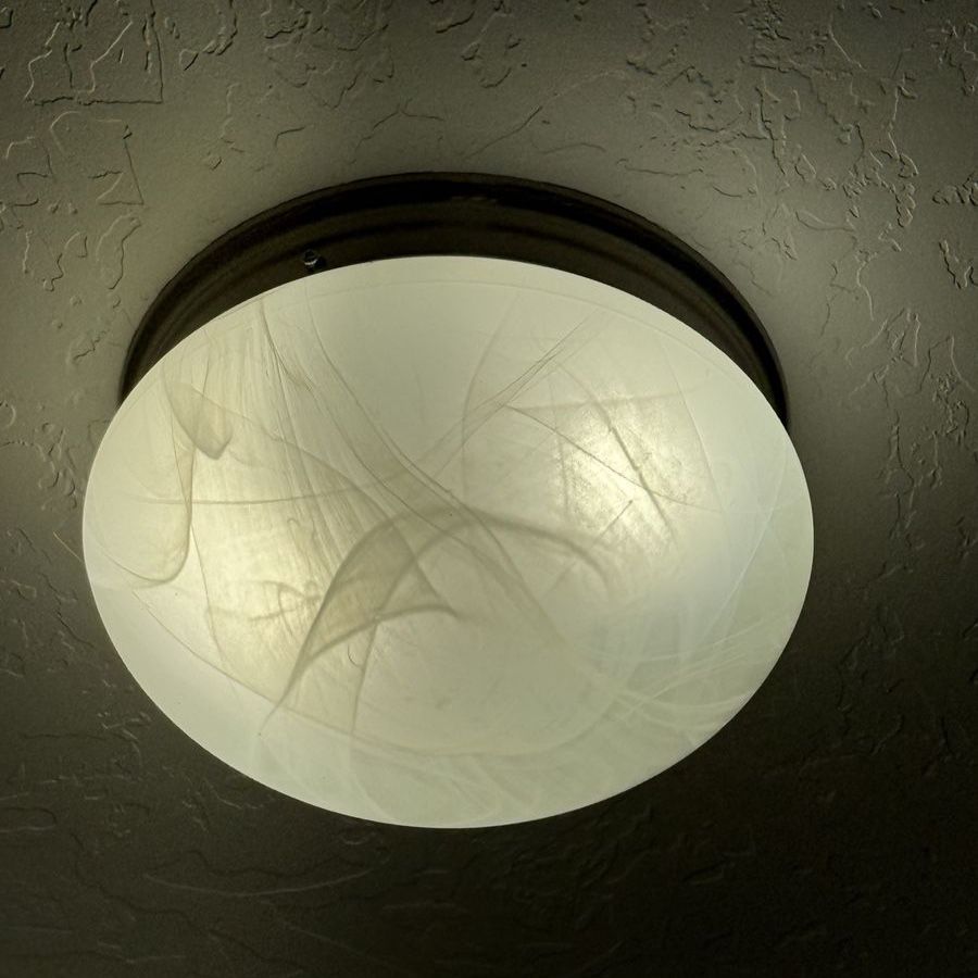Main image 3