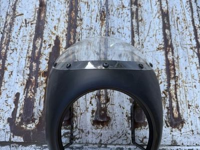 Cafe Racer front light
