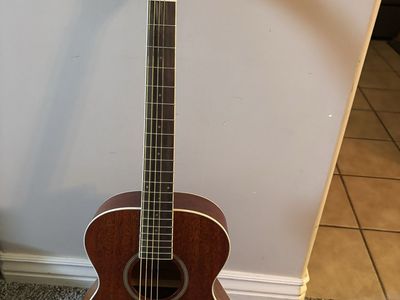 Orangewood dana mini Live Acoustic-Electric Guitar, Mahogany, Travel Size, Built-in Pickup