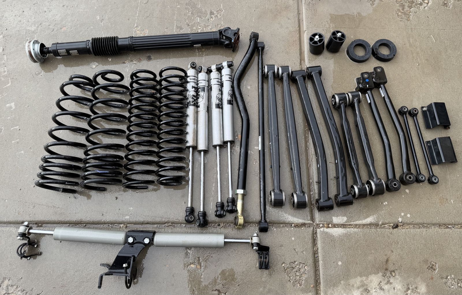3 Black Widow Lift for Jeep Gladiator /Fox Shocks