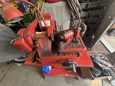 Snap on Valve Reshaper and grinder VR200BM