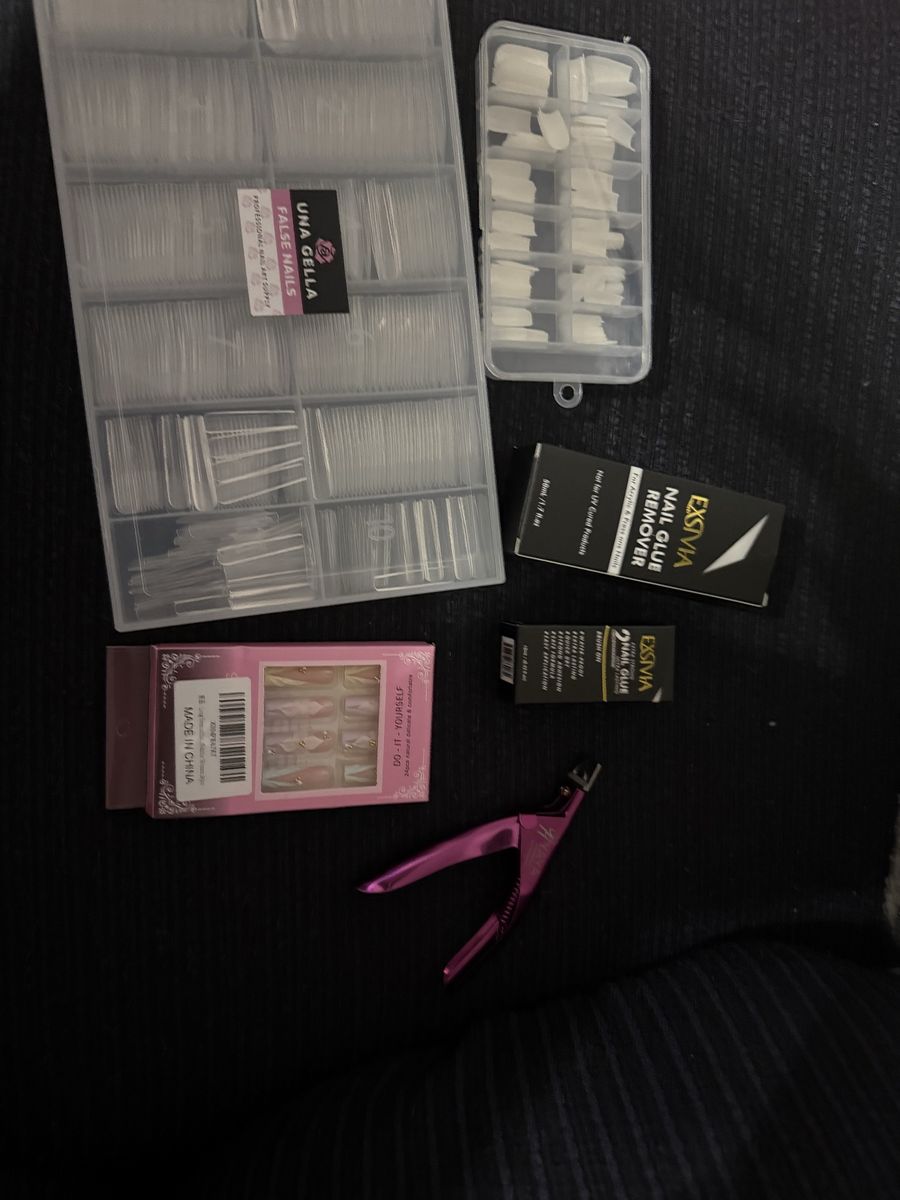 Fake nails