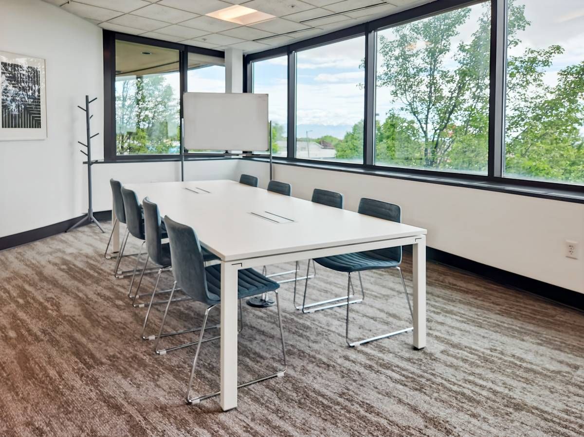 On-Demand Spaces: Reserve Your Meeting Room Today!