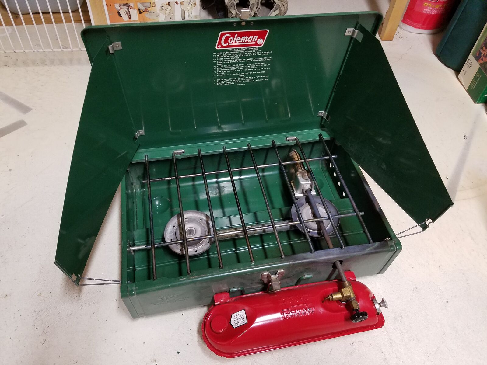 Vintage Coleman 2 Burner Camp Stove