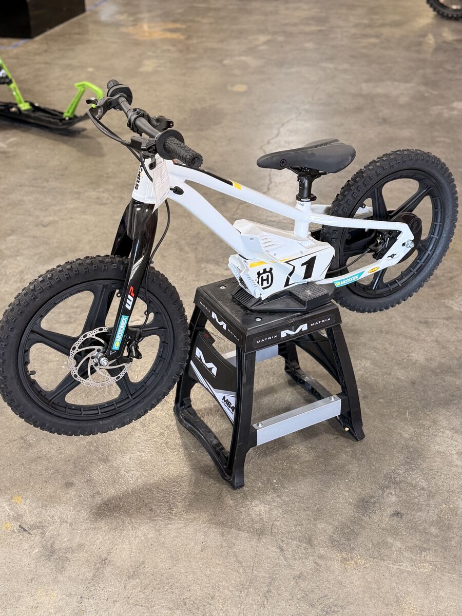 Husqvarna Stacyc 18” Electric kids bike